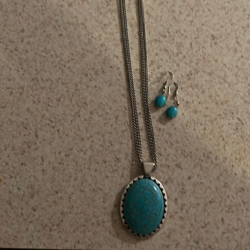 Silver & blue topaz necklace